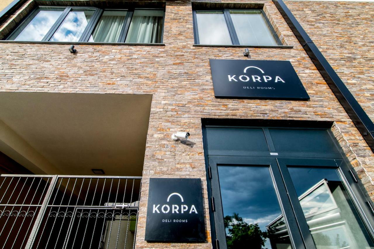 Korpa Deli Rooms 诺威萨 外观 照片